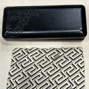 Vintage Versace Medusa black leather hard case clam shell eye glass case & cloth